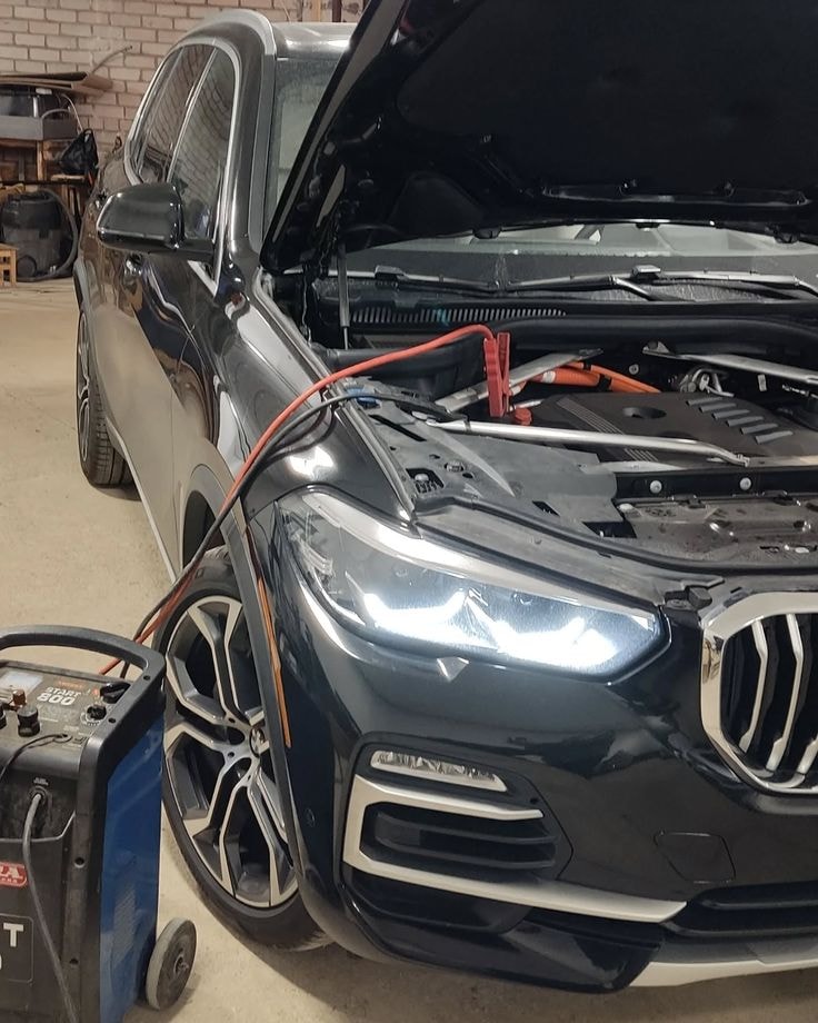 BMW X5 — установка Pandora с автозапуском